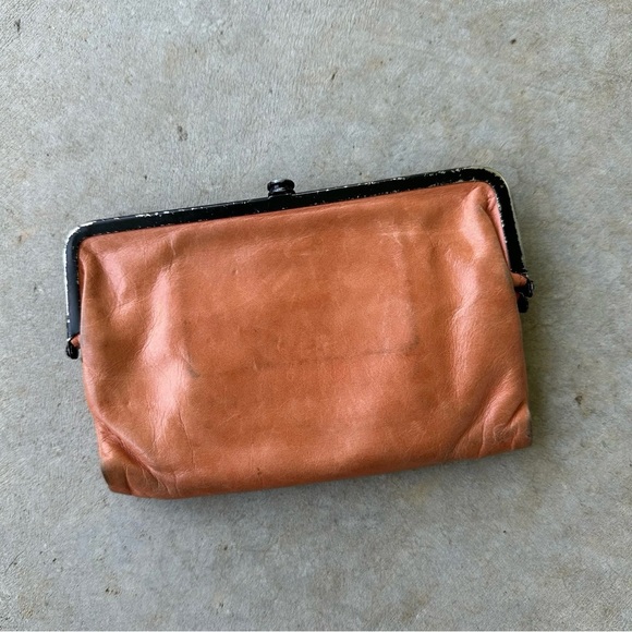 Hobo Lauren Clutch Wallet - Picture 3 of 11